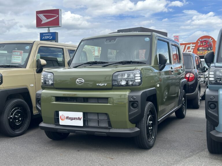 ダイハツ タフト X 届出済未使用車 中古車 走行距離11km 139.9万円 フォレストカーキメタリック 車台番号028