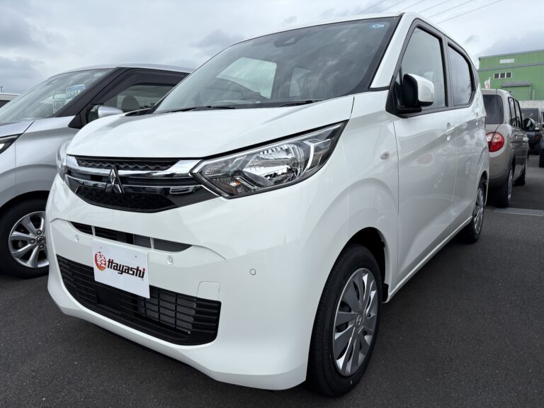 三菱 eKワゴン M 届出済未使用車 中古車 走行距離4km 109.9万円 ホワイトソリッド 車台番号841