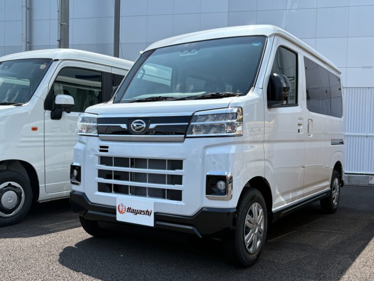 ダイハツ アトレー RS 届出済未使用車 中古車 走行距離4km 174.9万円 シャイニングホワイトパール 車台番号262