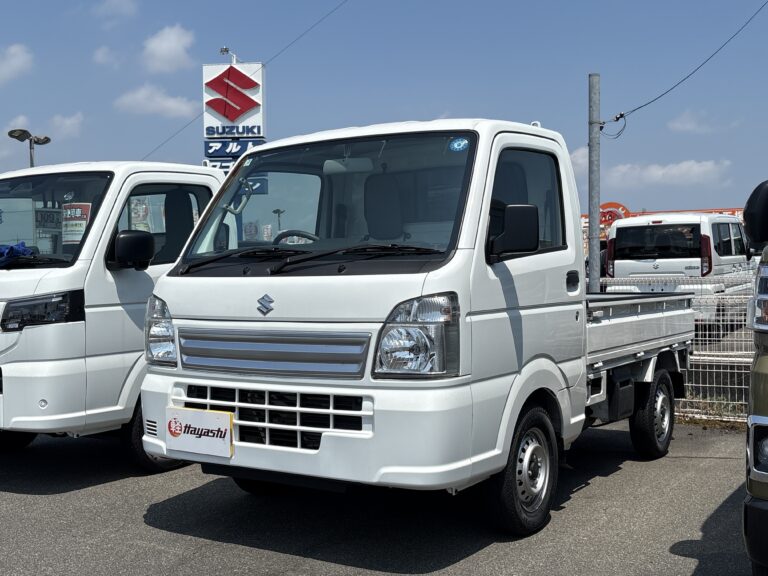 スズキ キャリィ KC エアコン・パワステ 中古車 走行距離8,810km 95.3万円 ホワイト 車台番号126