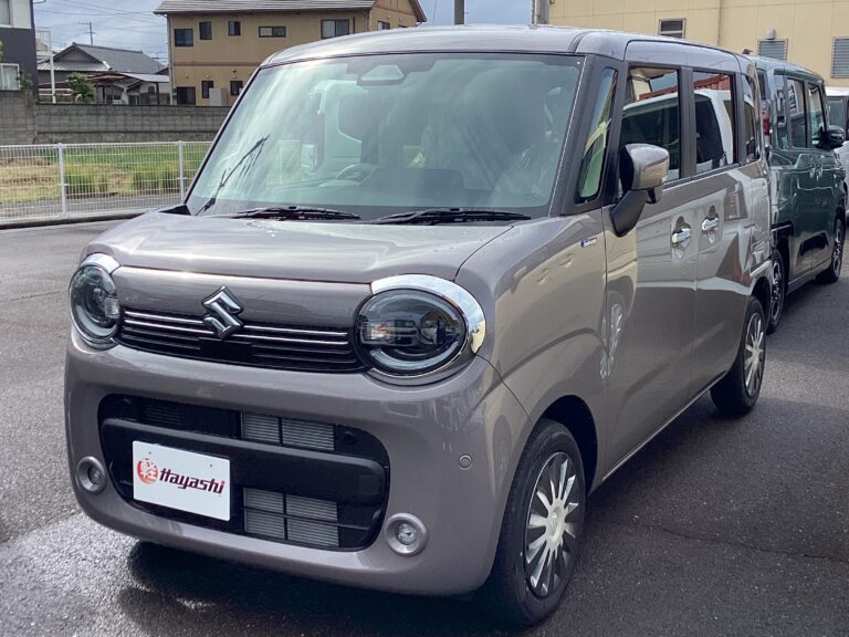 スズキ ワゴンRスマイル HYBRID X 届出済未使用車 中古車 走行距離8km 179.9万円 トープグレージュメタリック 車台番号013