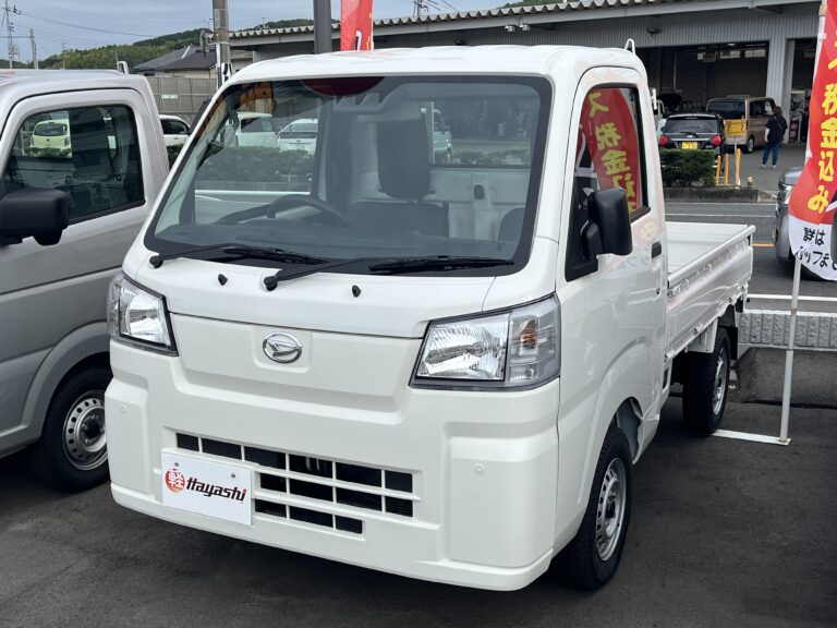 ダイハツ ハイゼット スタンダード 届出済未使用車 中古車 走行距離6km 104.9万円 ホワイト 車台番号545
