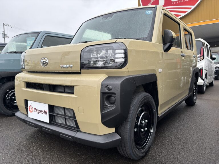ダイハツ タフト X 届出済未使用車 中古車 走行距離4km 139.9万円 サンドベージュメタリック 車台番号897
