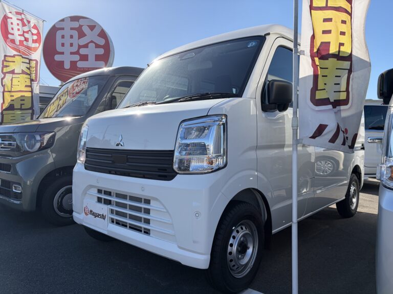 三菱 ミニキャブ M Hルーフ 届出済未使用車 中古車 走行距離7km 134.9万円 ホワイト 車台番号193