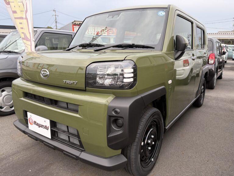 ダイハツ タフト X 届出済未使用車 中古車 走行距離10km 139.9万円 フォレストカーキメタリック 車台番号604