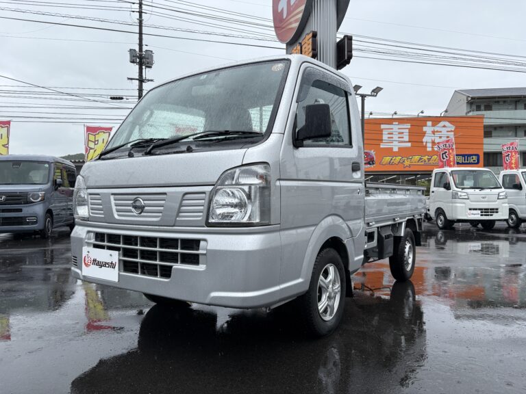 日産 NT100クリッパー DX 中古車 走行距離11,478km 84.7万円 シルキーシルバーメタリック 車台番号384