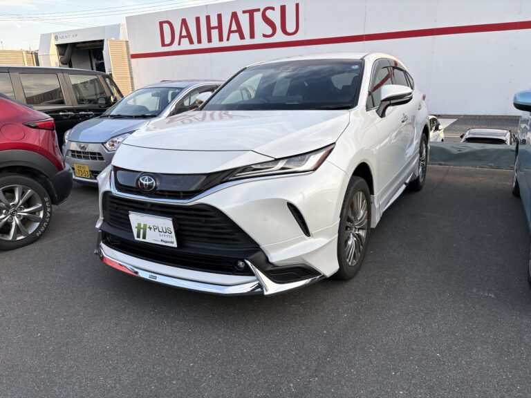 トヨタ ハリアー Z 中古車 走行距離33,066km 299.0万円 ホワイトパールクリスタルシャイン 車台番号795