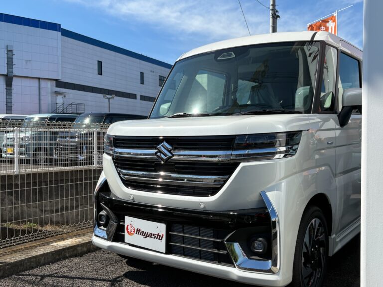 スズキ スペーシア カスタム HYBRID XS 届出済未使用車 中古車 走行距離4km 194.9万円 ピュアホワイトパール 車台番号876